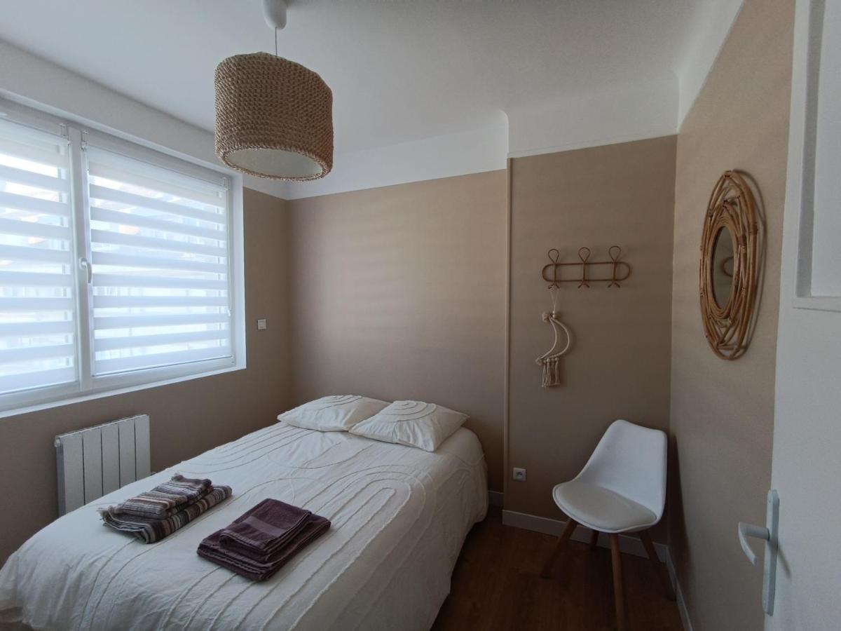 Chez Clem Apartment กาเลส์ ภายนอก รูปภาพ