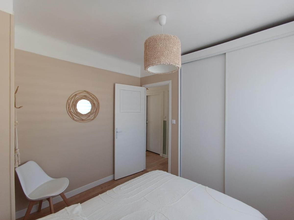 Chez Clem Apartment กาเลส์ ภายนอก รูปภาพ