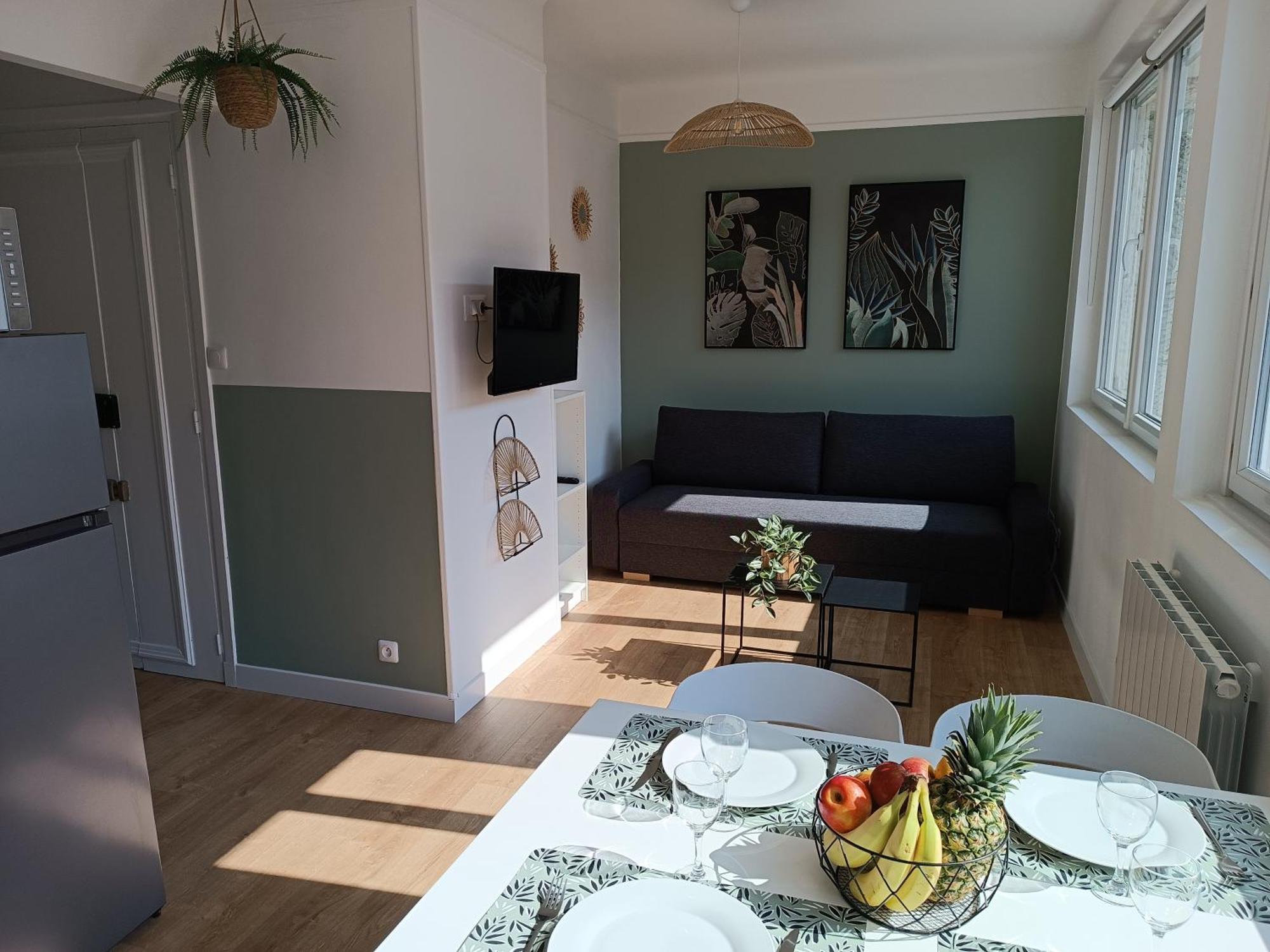 Chez Clem Apartment กาเลส์ ภายนอก รูปภาพ